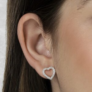 Brinco de Coração Cravejado de Zircônias em Prata 925